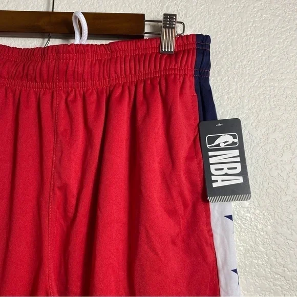 NBA Men’s Basketball Shorts Red/Black Size: M NWT - Picture 3 of 7